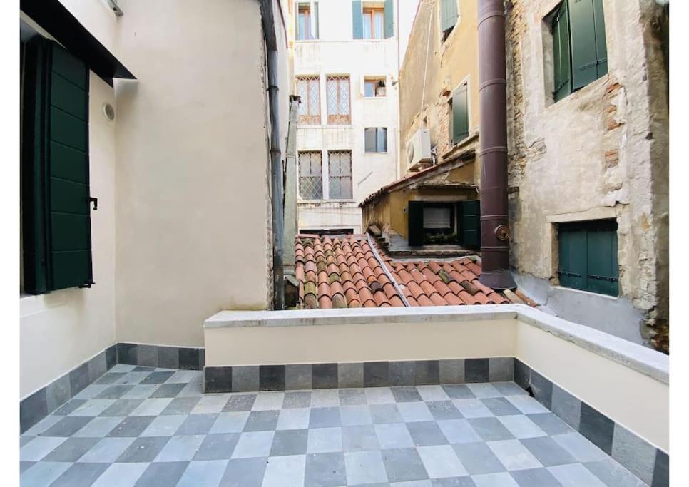 Sweet Time Venice, Luxury San Marco Frezzaria Apt! Екстер'єр фото