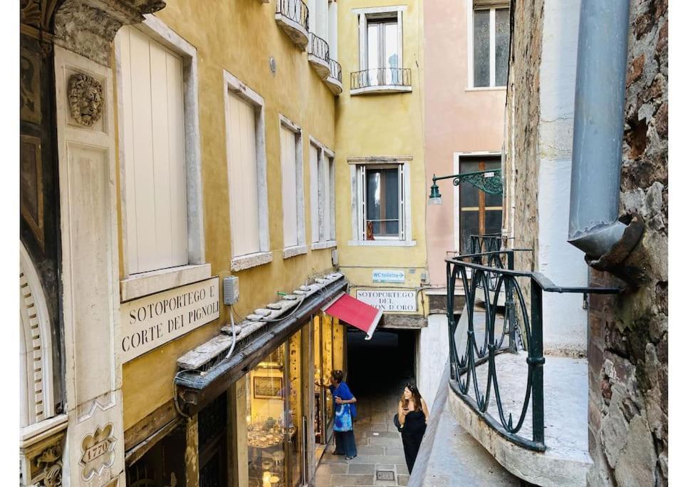 Sweet Time Venice, Luxury San Marco Frezzaria Apt! Екстер'єр фото