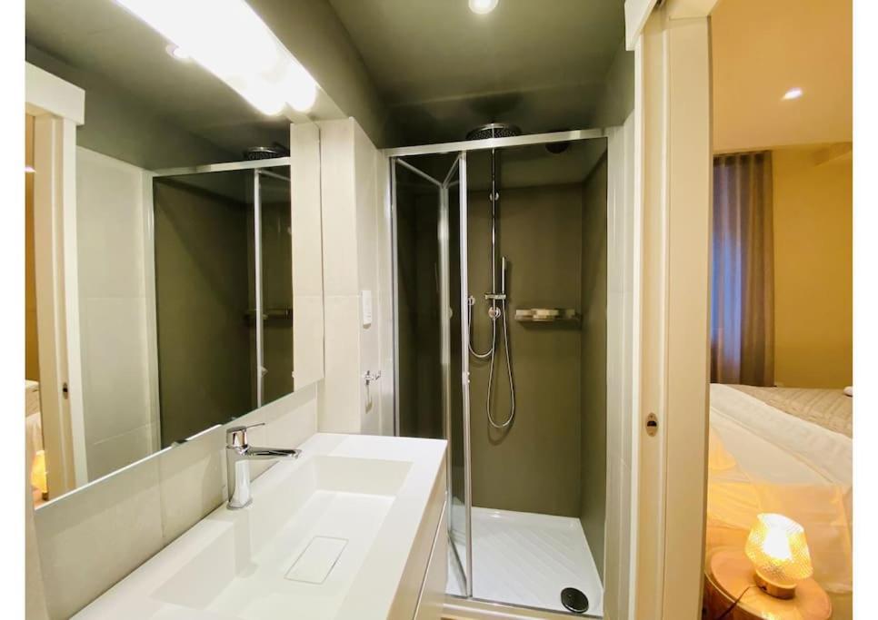 Sweet Time Venice, Luxury San Marco Frezzaria Apt! Екстер'єр фото
